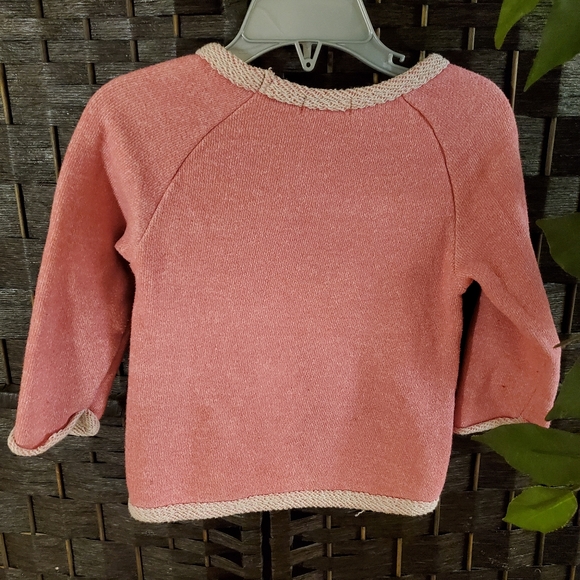 🍀5/15🍀 Buffalo girl sweater - Picture 2 of 2